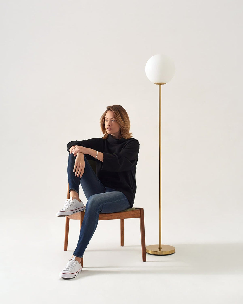 Globe LED Floor Lamp – Brass & Frosted Glass