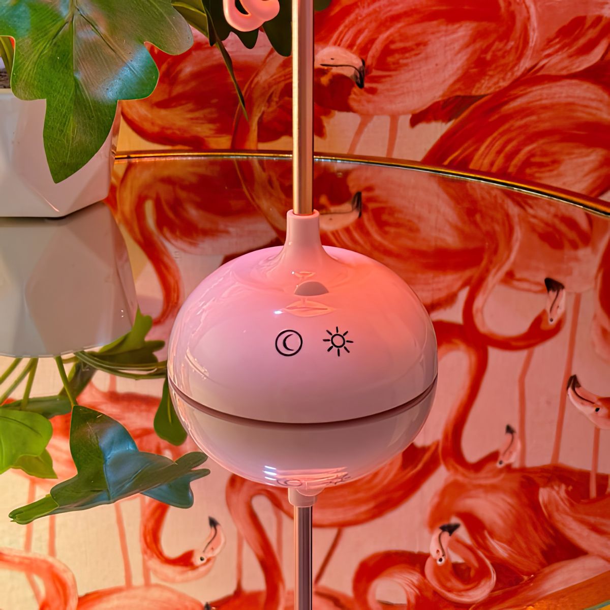 Flamingo Touch LED Desk Lamp with Phone Holder – Pink