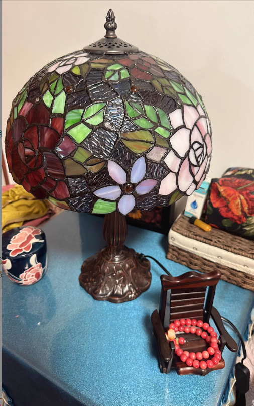 Modern Bedside Table Lamp (Lotus Base Design)