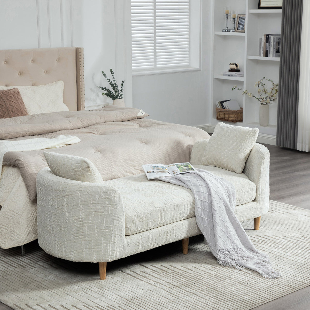Modern Upholstered End-of-Bed Bench with Armrests – Ivory Chenille
