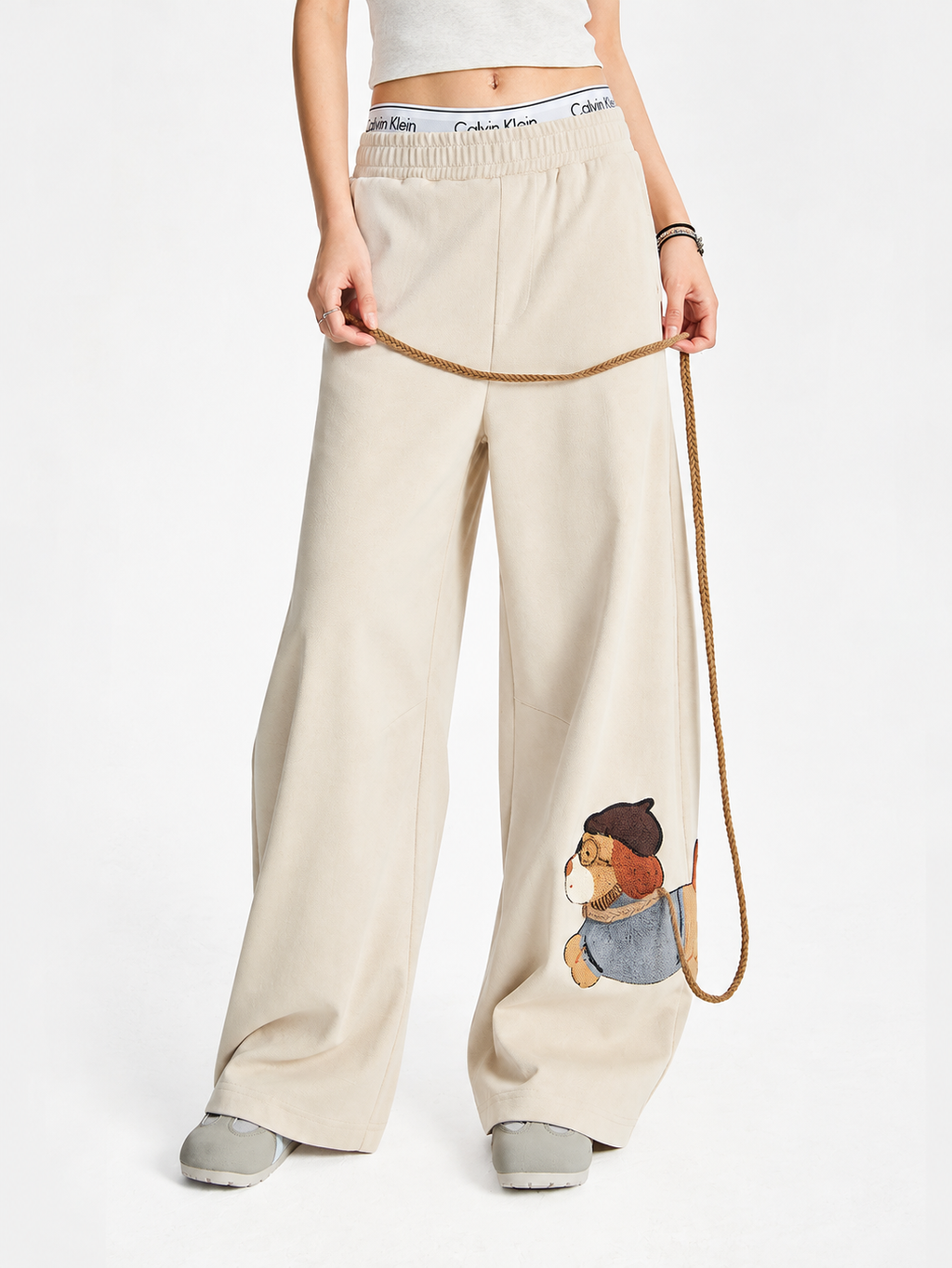Women’s Puppy Embroidery Wide-Leg Pants