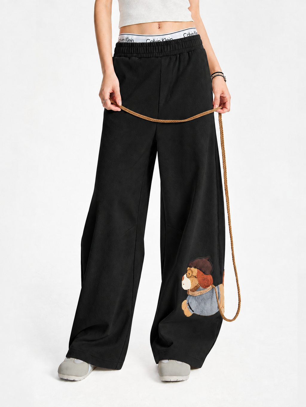 Women’s Puppy Embroidery Wide-Leg Pants