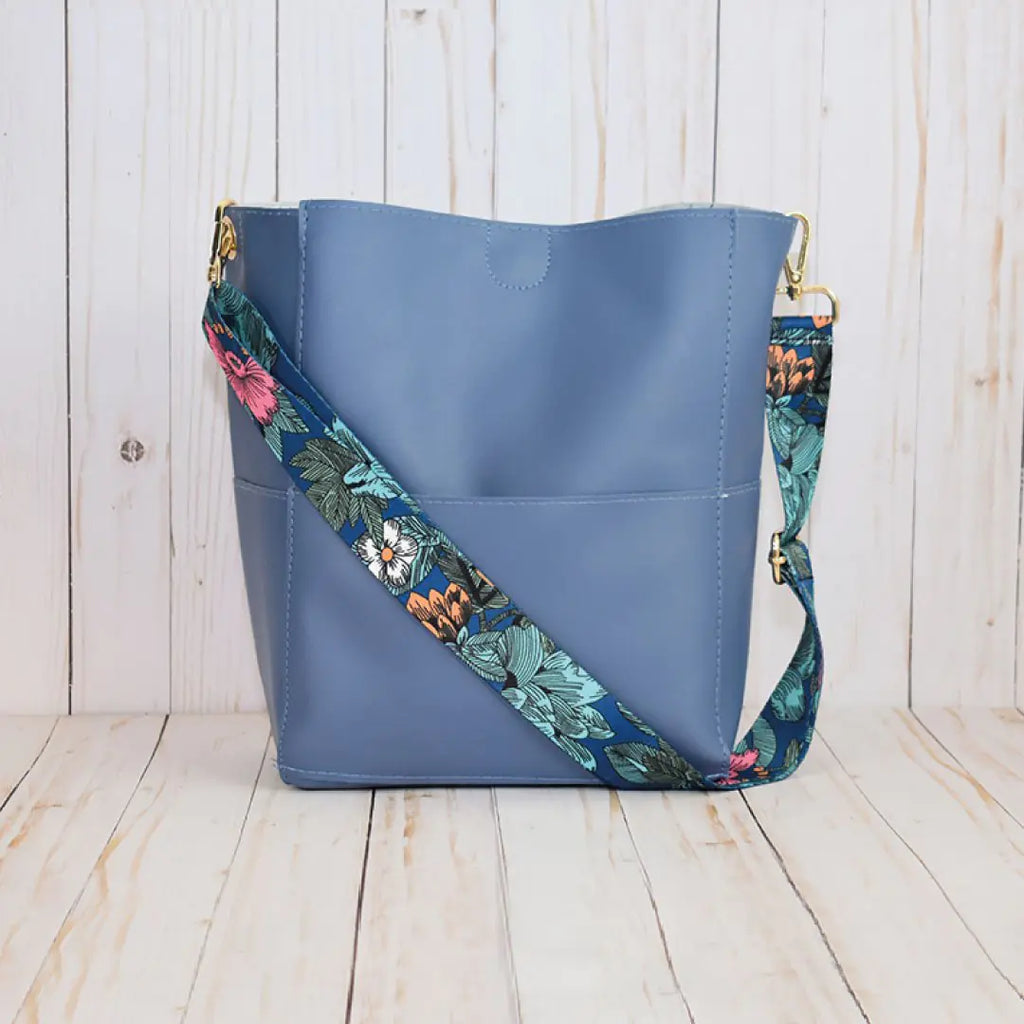 Pocket Tote