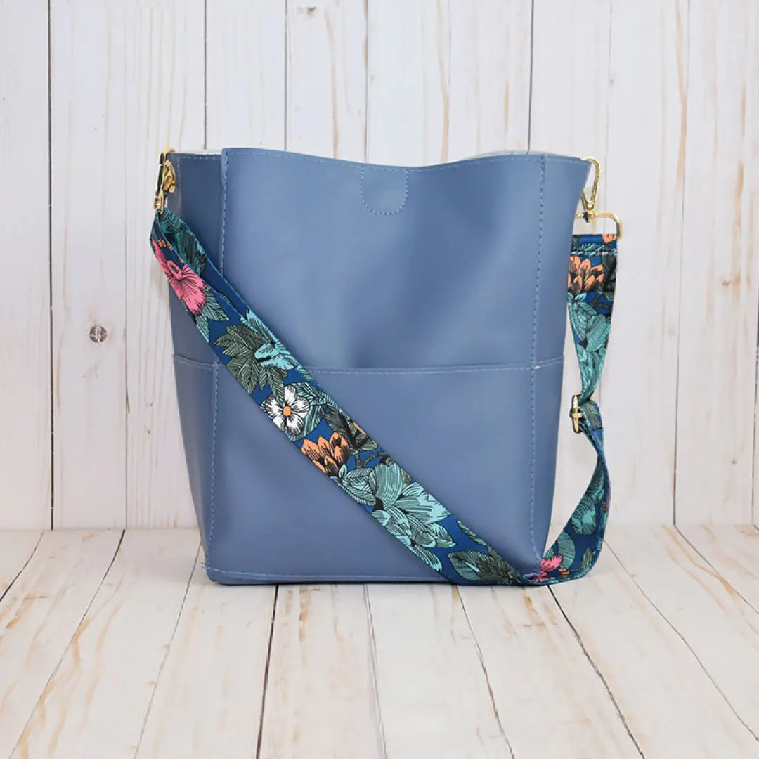 Pocket Tote