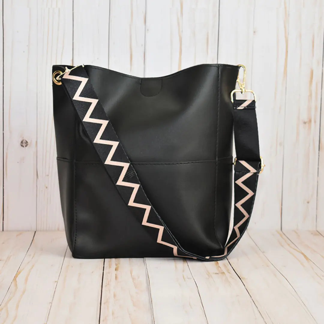 Pocket Tote