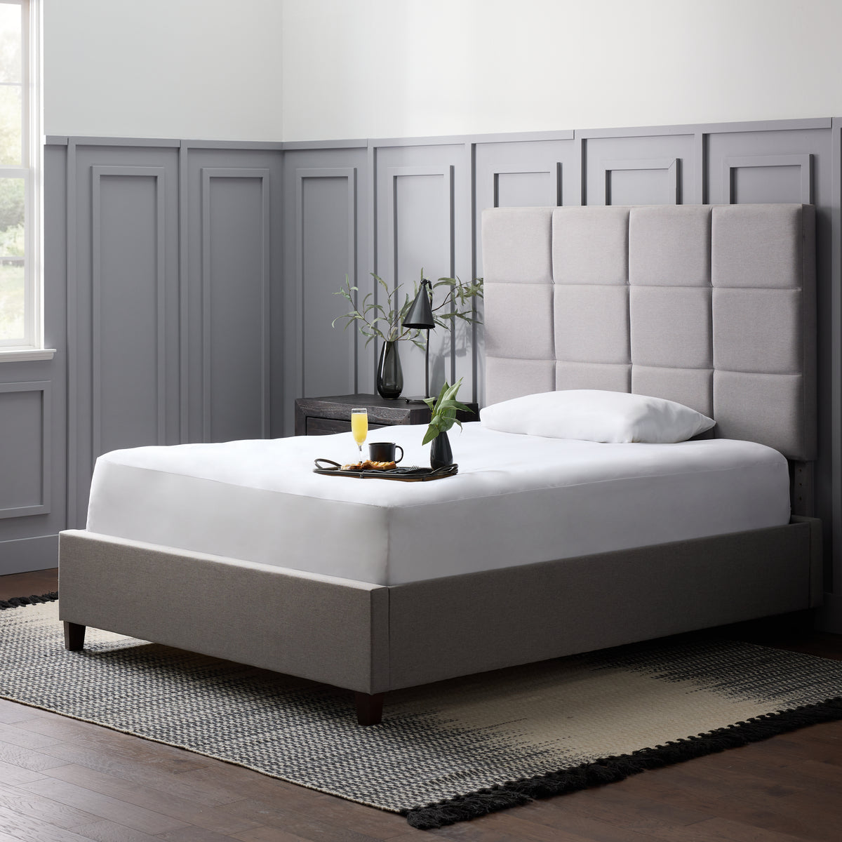 Pr1me Smooth Liquid-Proof Mattress Protector