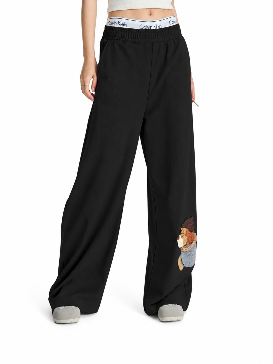 Women’s Puppy Embroidery Wide-Leg Pants