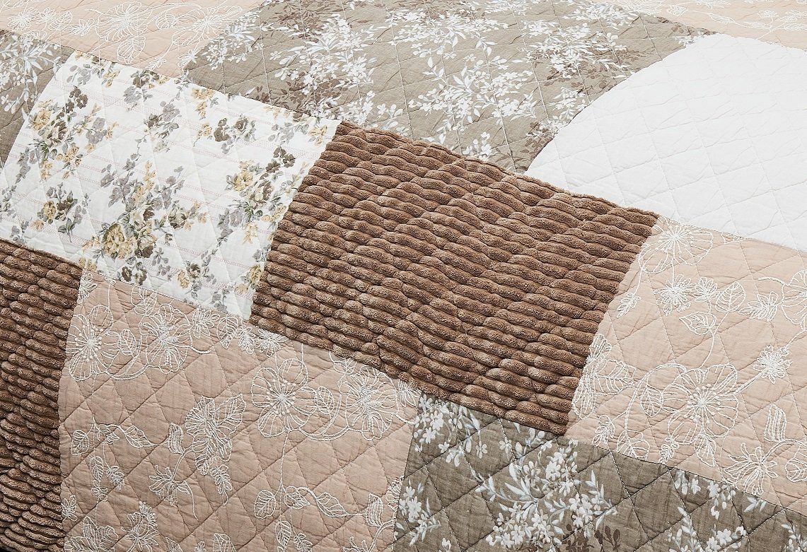 Quilted Bedspread Set - Dusty Rose Floral Patchwork