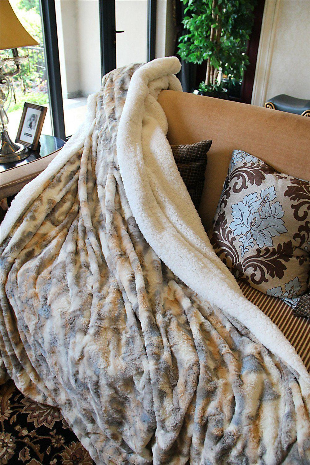 Russian Lynx Faux Fur Sherpa Blanket