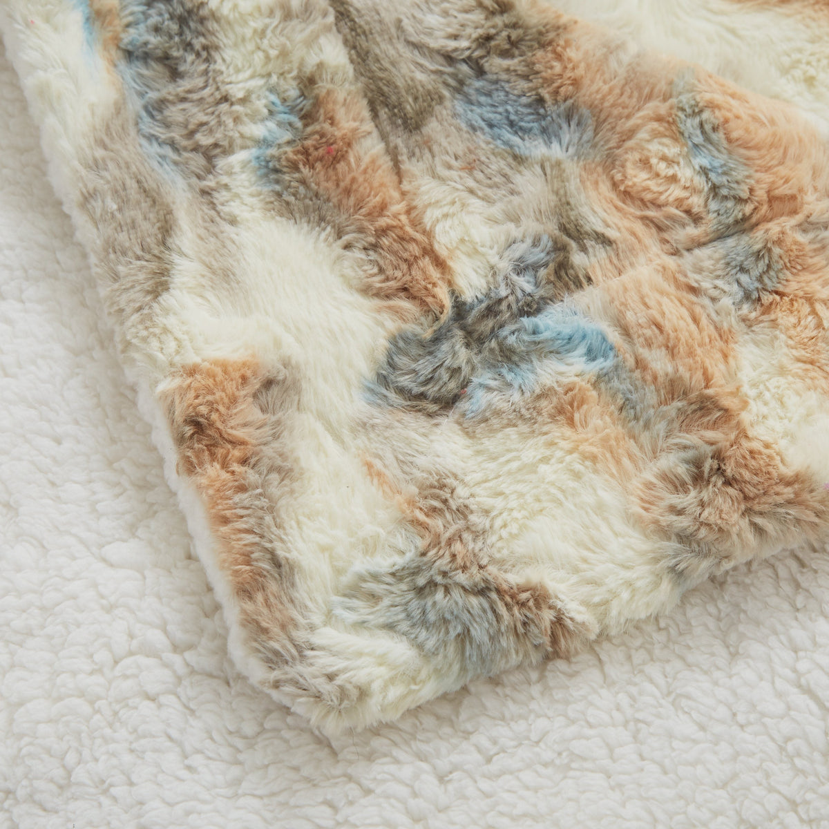 Russian Lynx Faux Fur Sherpa Blanket