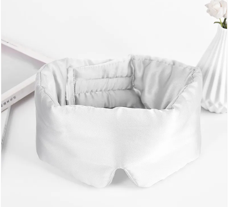 Silk Eye Mask for Sleep – Soft & Breathable Light-Blocking Mask