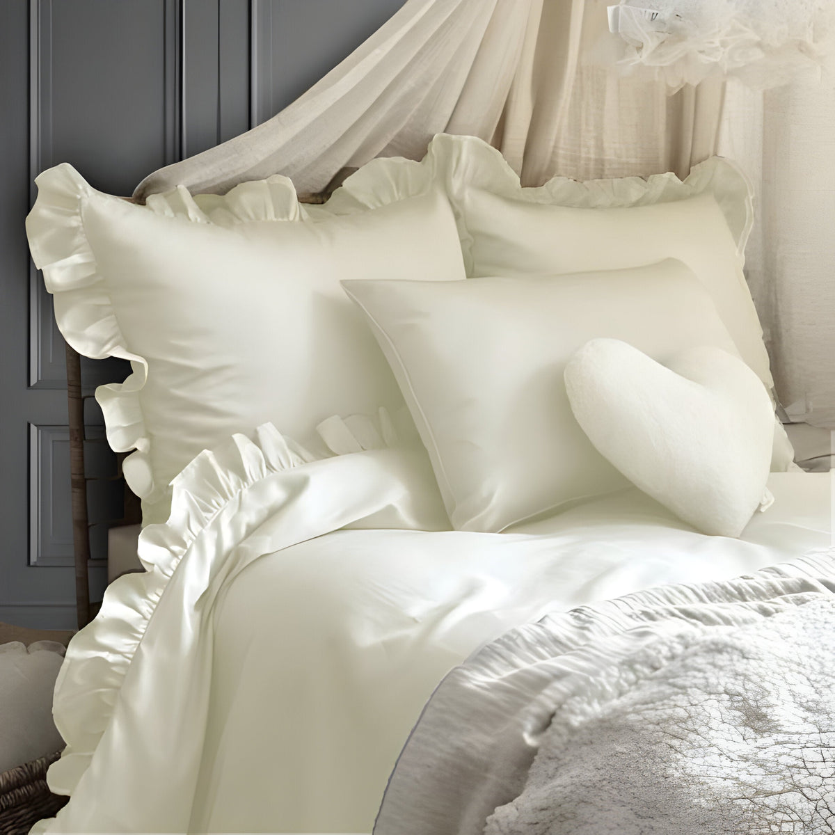 400 Thread Count Cotton Sateen Ruffle Duvet Cover Set