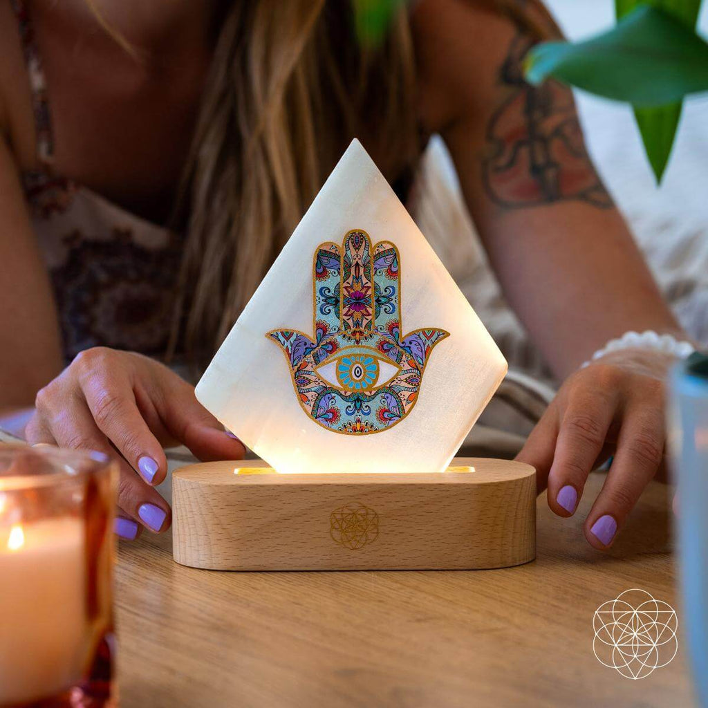 Selenite Hamsa Mood Lamp – 30 Light Modes