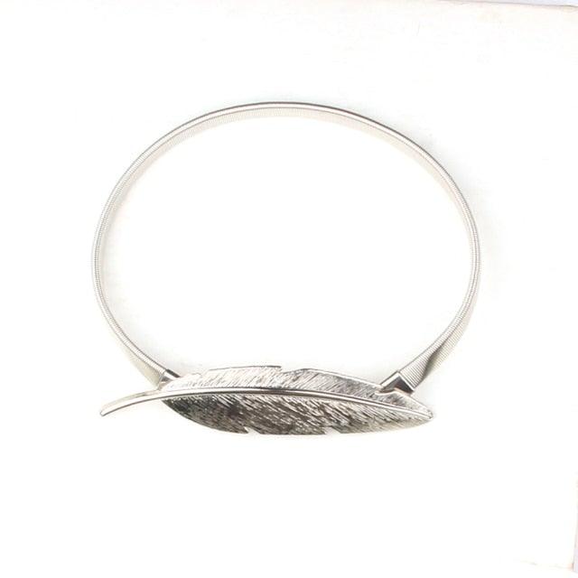 Stretchable Metal Curtain Tieback – Feather & Deer Styles