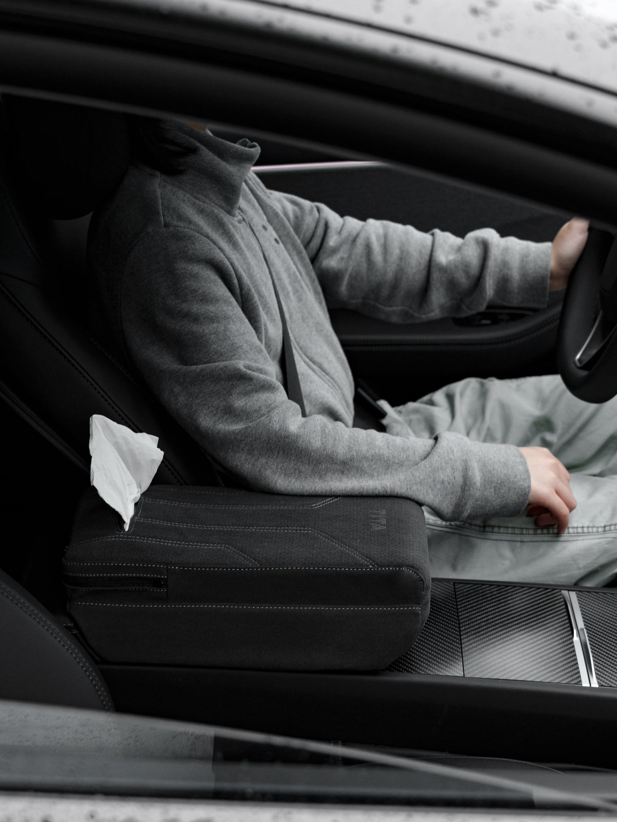 Suede Armrest Cover with Raised Pad & Tissue Holder – Tesla Model 3 Highland / Model Y Juniper