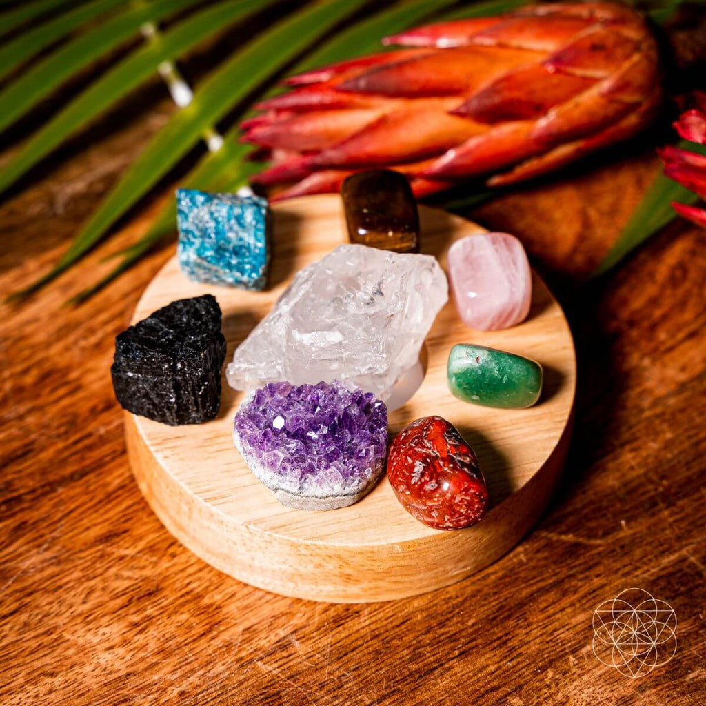 Natural Crystal Ambient Lamp – 8-Stone Display