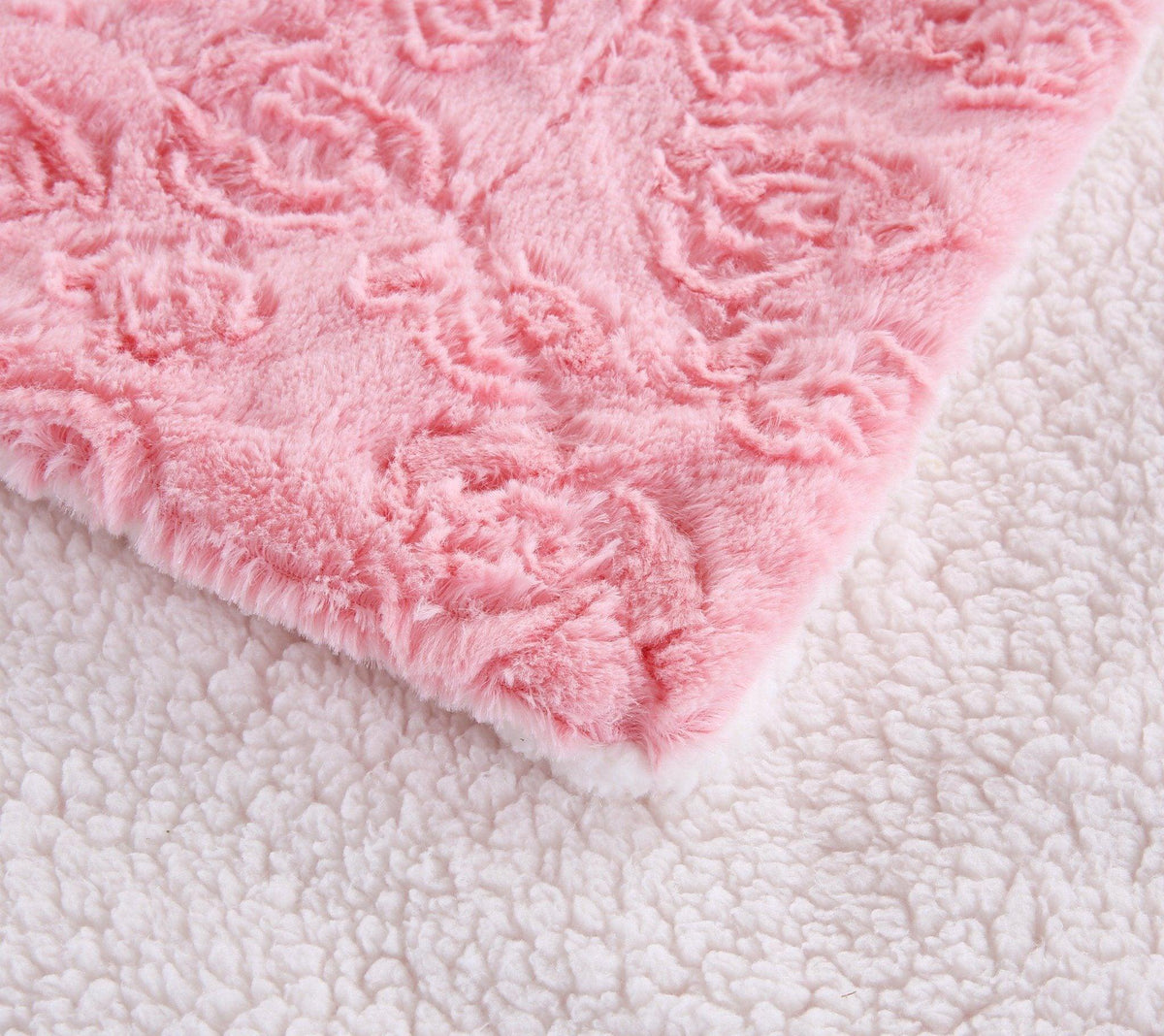 DaDa Bedding Pink Rose Bud Faux Fur Sherpa Blanket